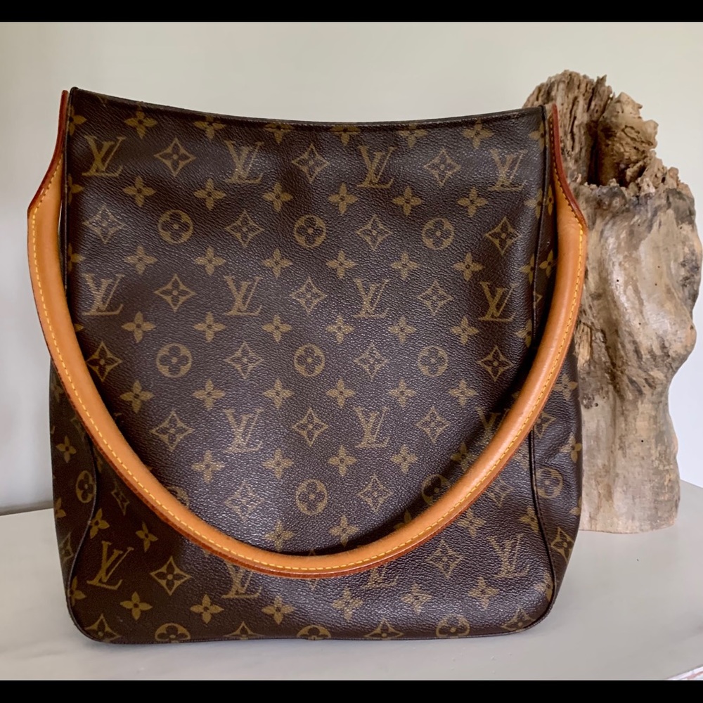 LOUIS VUITTON  Looping GM Shoulder Bag